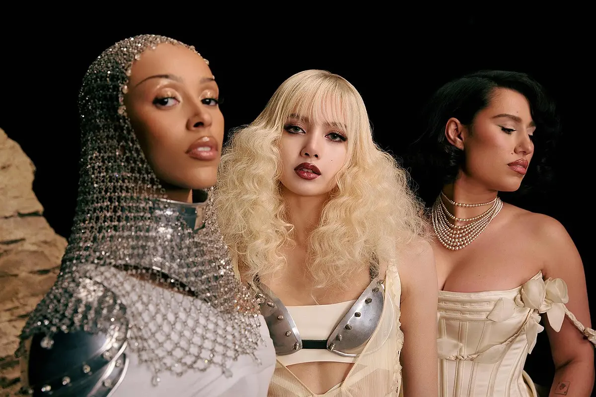 BLACKPINK’s Lisa to perform at this year’s Oscar ceremony